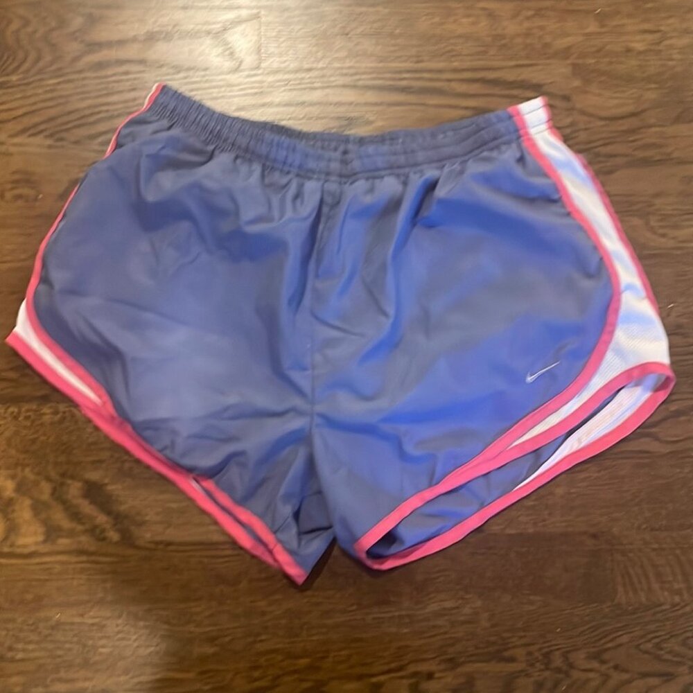 Nike running short